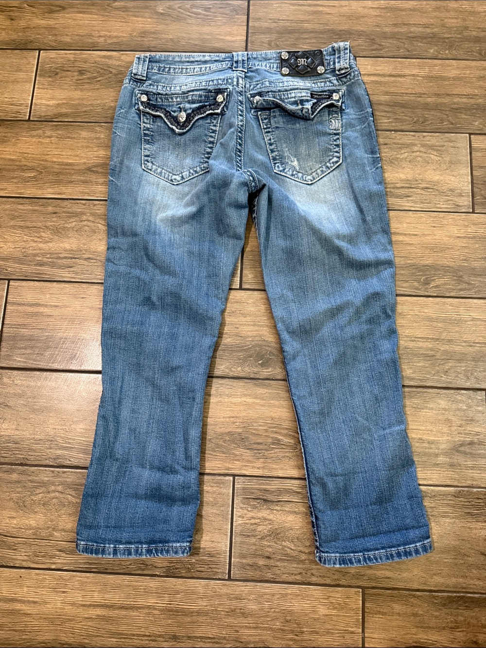 Miss Me 28 Boyfriend Capri Medium Bold Stitch Stretch Denim Jeans